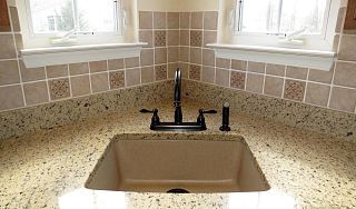 Квадратная мойка для кухни из кварцевого агломерата PlazaStone Terra Petrosa Brillante 9120