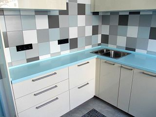 Угловая столешница для кухни из акрилового камня Hanex Aqueous S-014