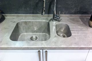 Квадратная мойка из кварцевого агломерата Silestone Cygnus