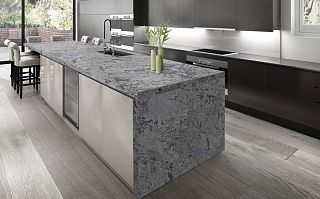 Прямой остров-столешница из кварцевого агломерата Vicostone Blue Savoy BQ 8816