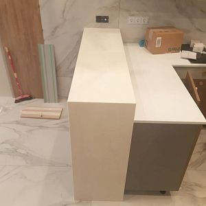 П-образная столешница из акрилового камня Grandex M-713 Whitesand Beach