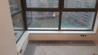 Г-образный подоконник из акрилового камня Staron Pearl SP011