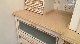 Столешница фигурная Staron Magnolia VM143
