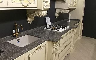 Столешница из кварцевого агломерата Vicostone Thunder Grey BQ 8716