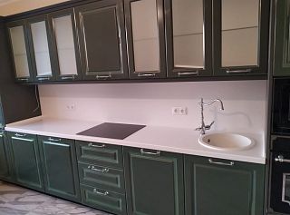 Прямая столешница для кухни из акрилового камня Staron AG612 Glacier